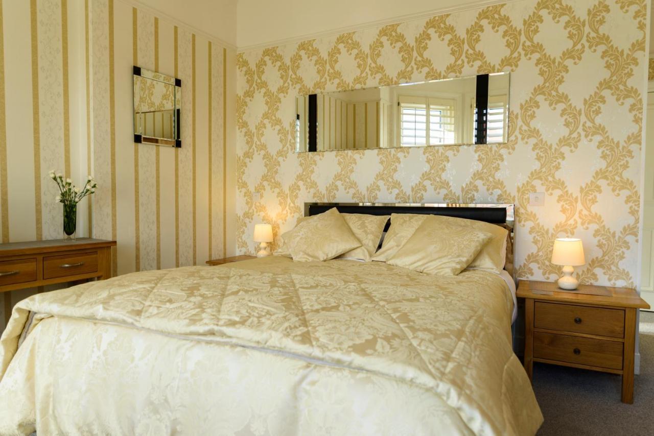 Crossroads Hotel Bournemouth Ngoại thất bức ảnh