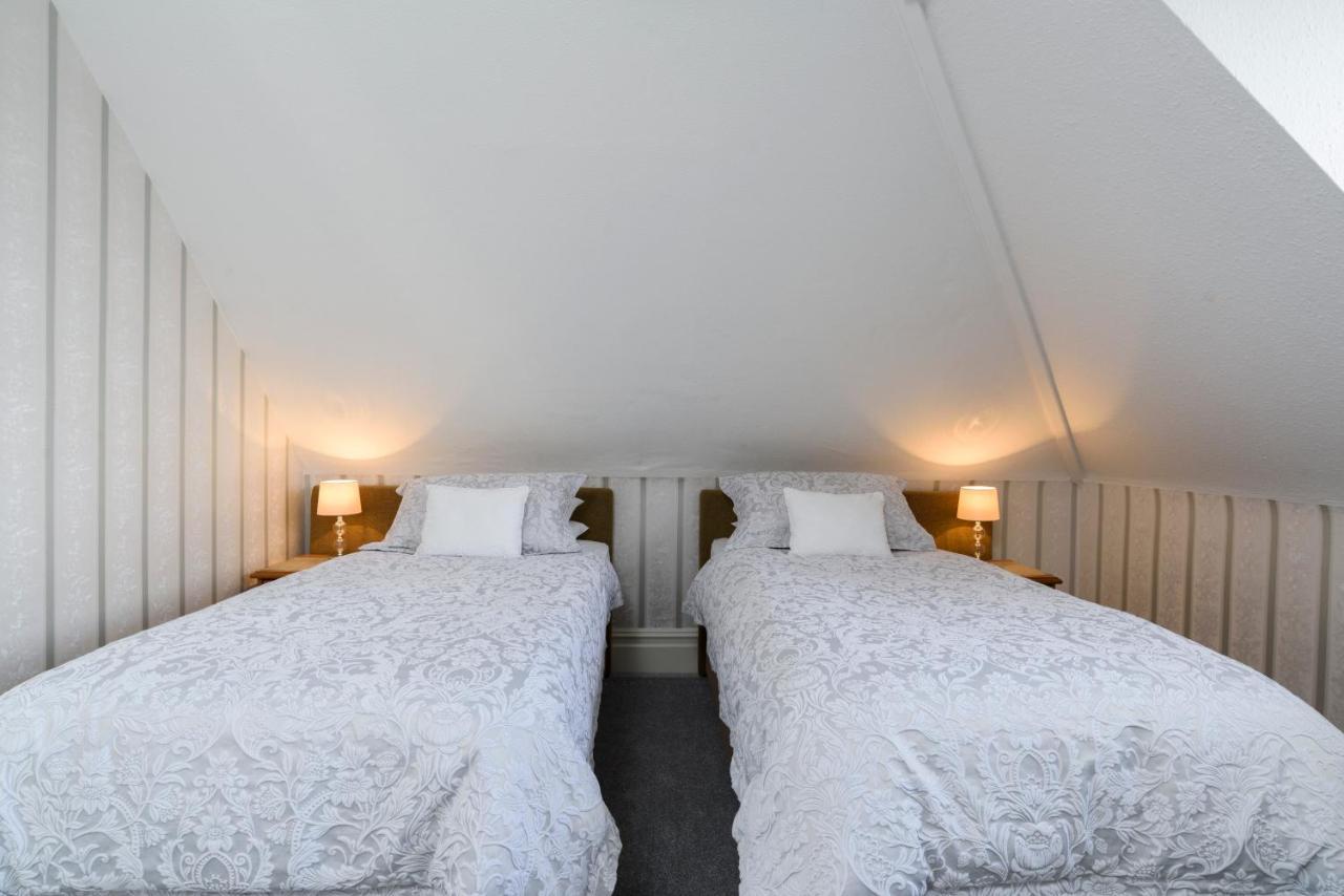Crossroads Hotel Bournemouth Ngoại thất bức ảnh