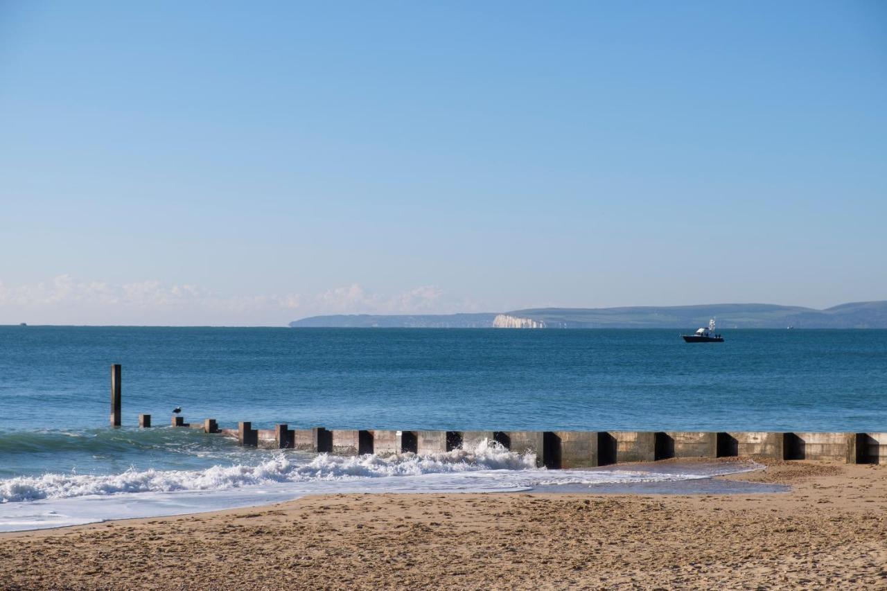 Crossroads Hotel Bournemouth Ngoại thất bức ảnh